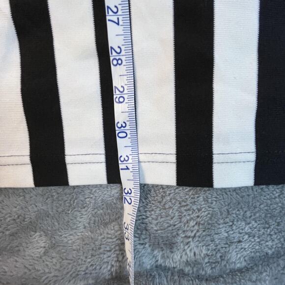 DICK'S Sporting Goods Referee Shirt Mens XL Black White Striped V-Neck Athletic - Picture 6 of 7